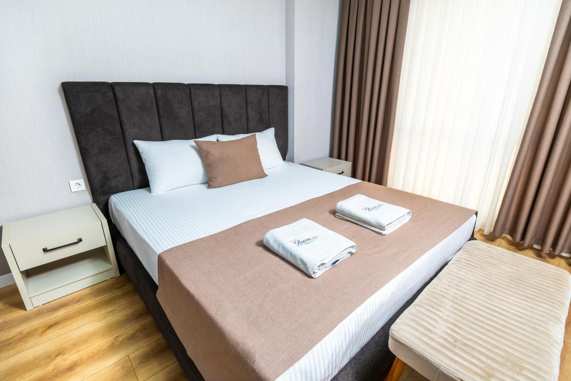 Luxury Life Suites Istanbul Bagian luar foto