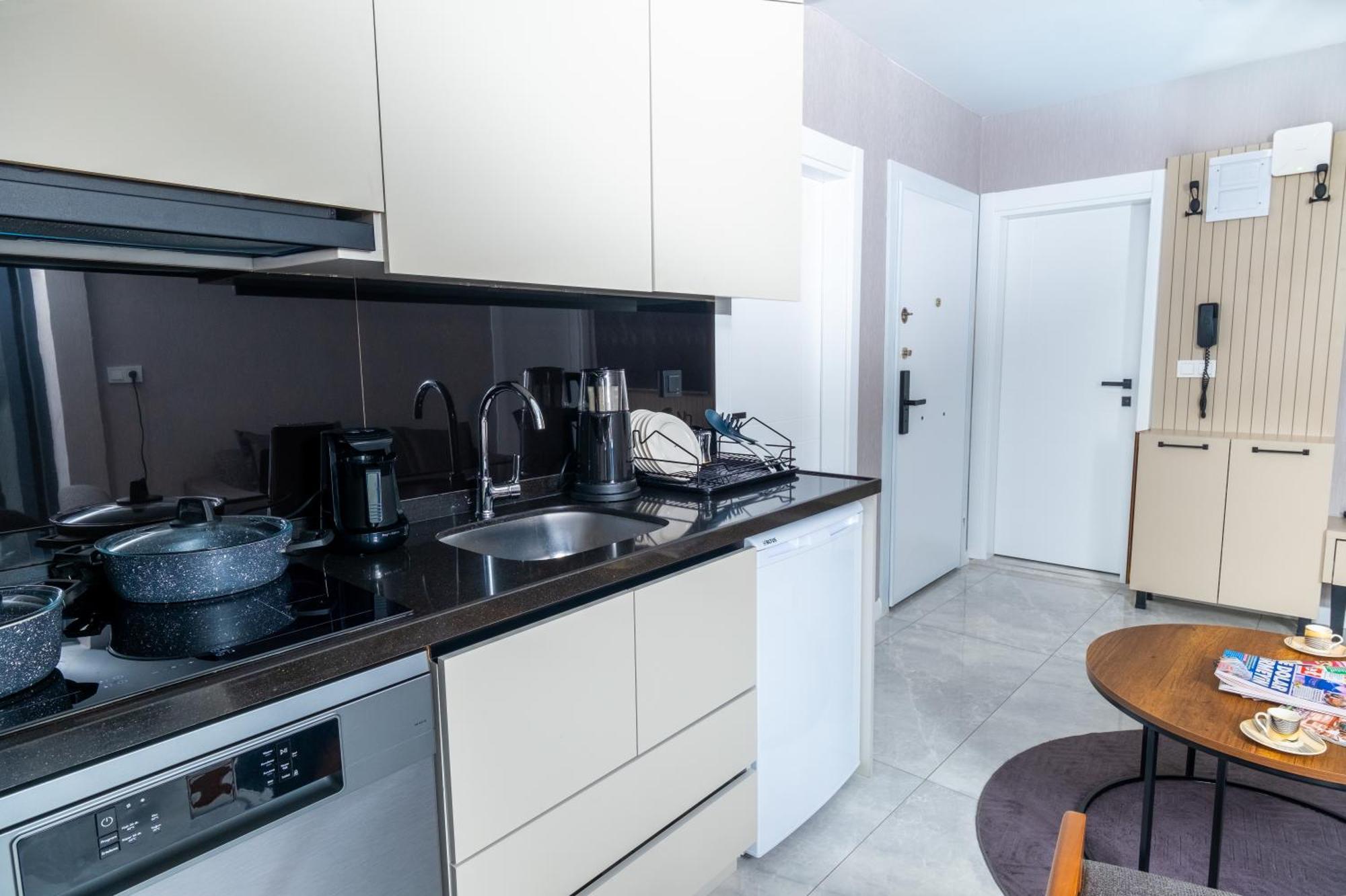 Luxury Life Suites Istanbul Bagian luar foto