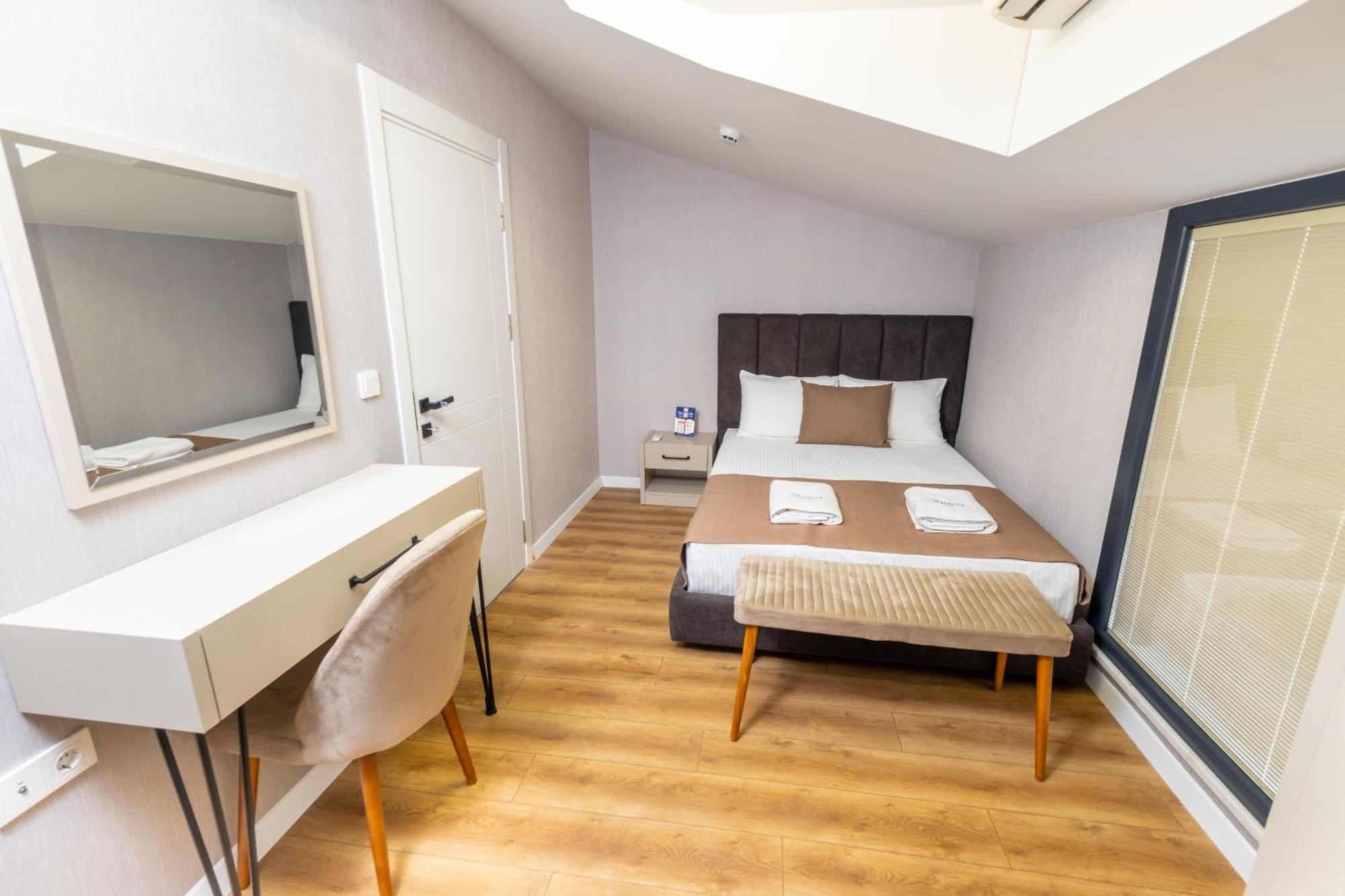 Luxury Life Suites Istanbul Bagian luar foto