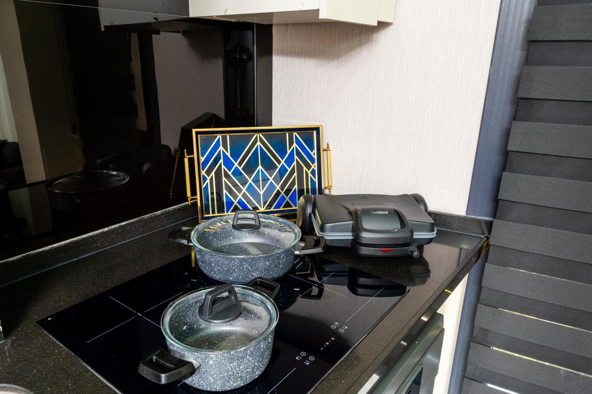 Luxury Life Suites Istanbul Bagian luar foto